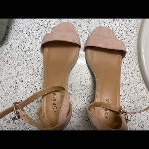Size 10W Torrid brand Blush pink jewel heeled sandals.